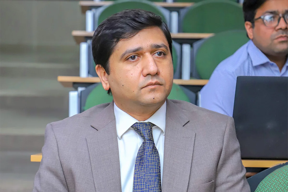 Transforming Ideas into Research Papers with AI (3)