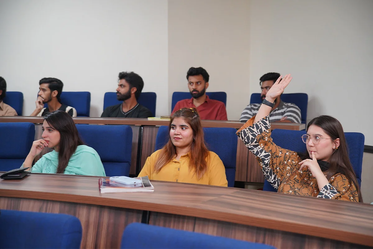 Bridging Academic HRM Concepts with Industry Realities (3)
