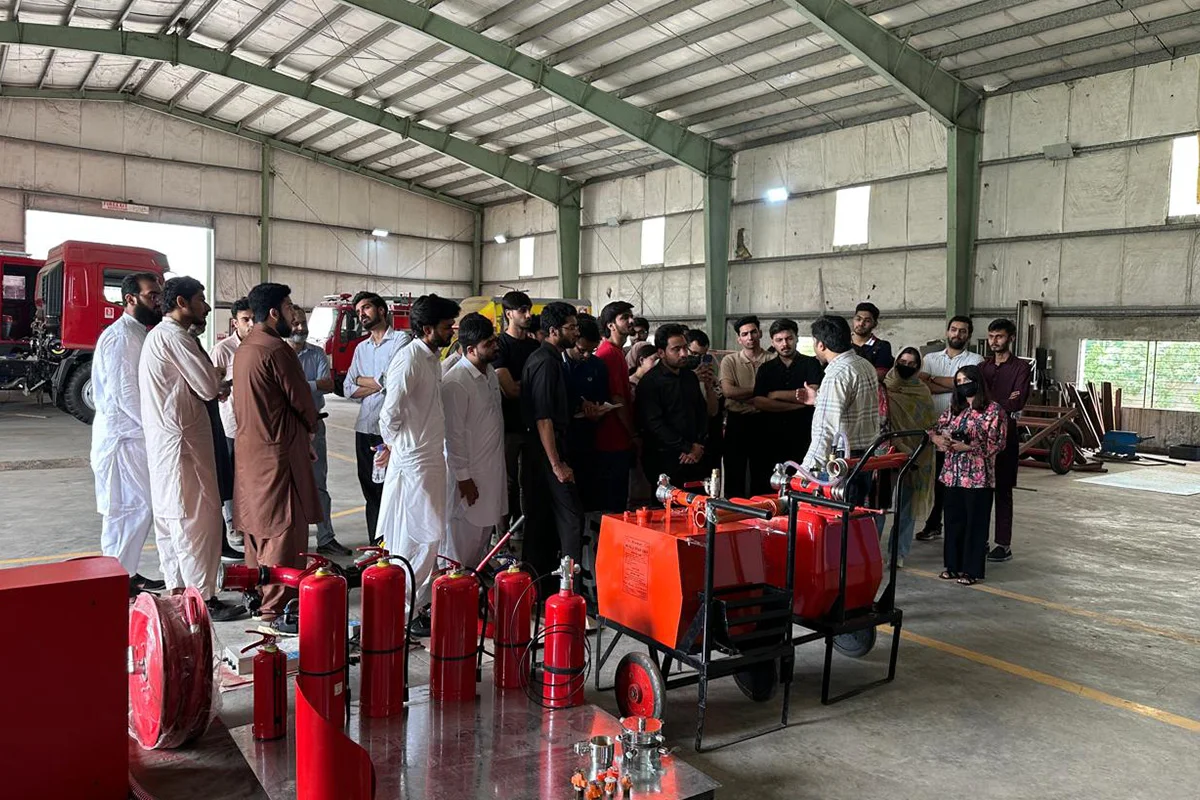 ' Industry Visit to Haseen Habib Corporation Pvt. Ltd (2)