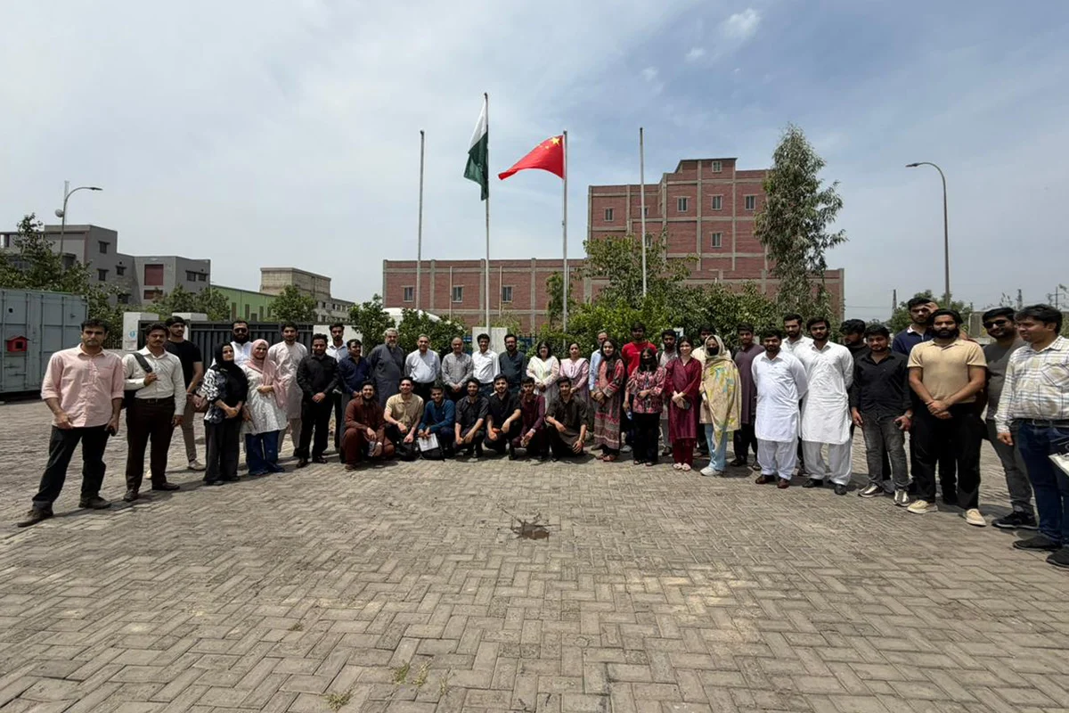 ' Industry Visit to Haseen Habib Corporation Pvt. Ltd (7)