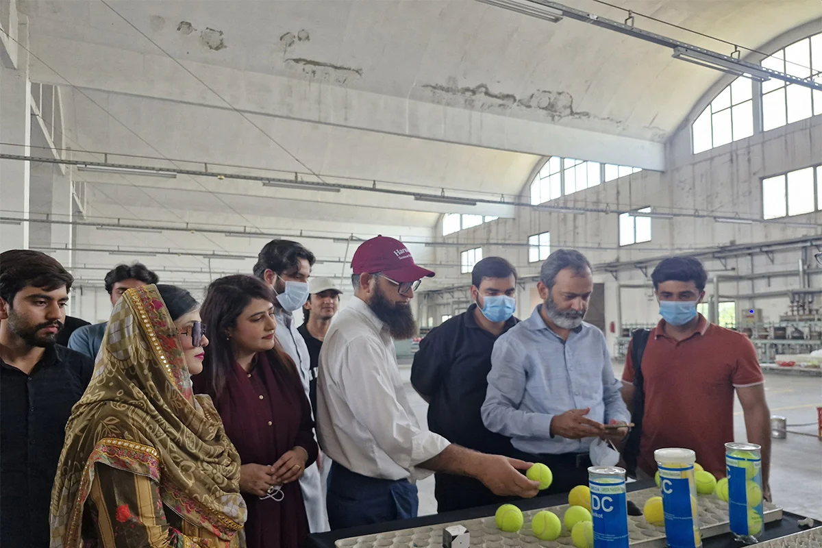' Study Tour to Sialkot Sports Industries Development Centre (SSIDC) (1)