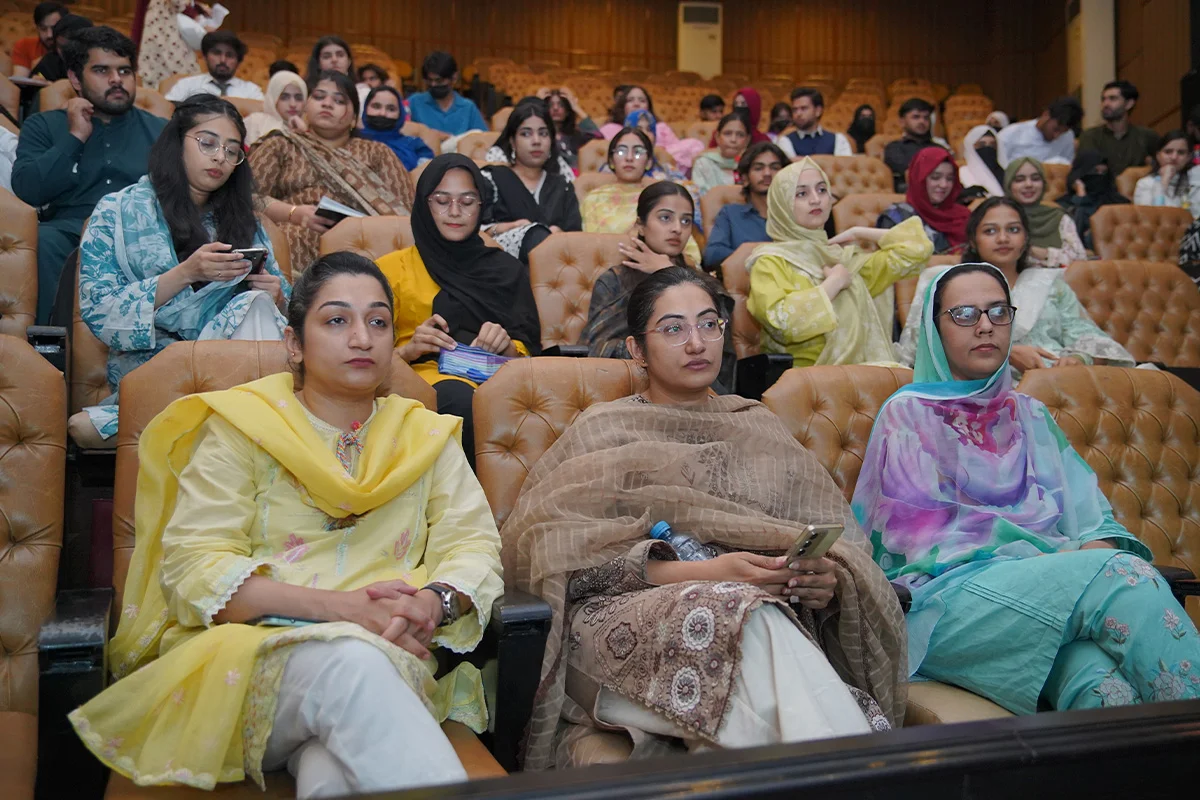 Medical Laboratory Professionals Inspiring the Future of Healthcare (1)