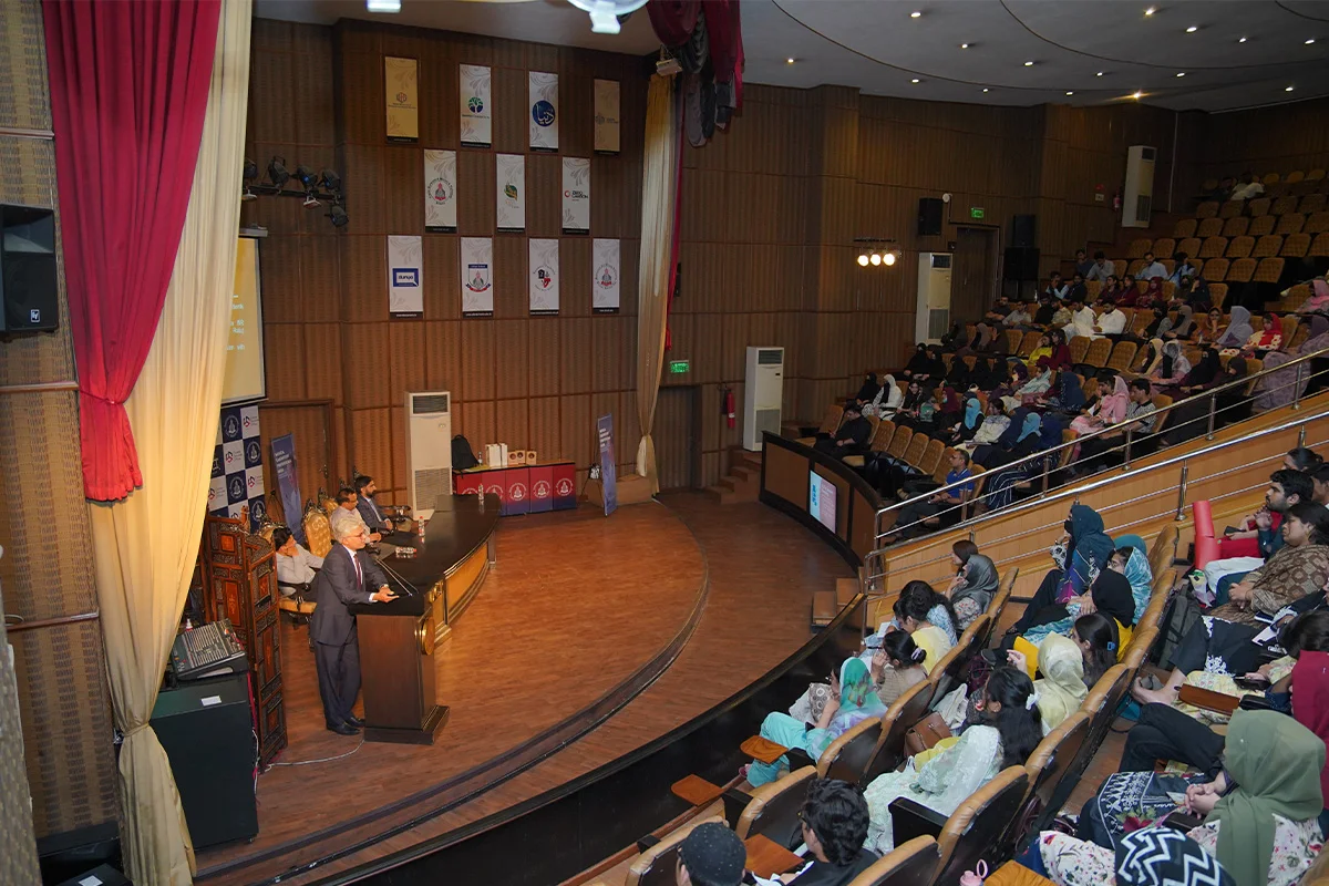Medical Laboratory Professionals Inspiring the Future of Healthcare (7)