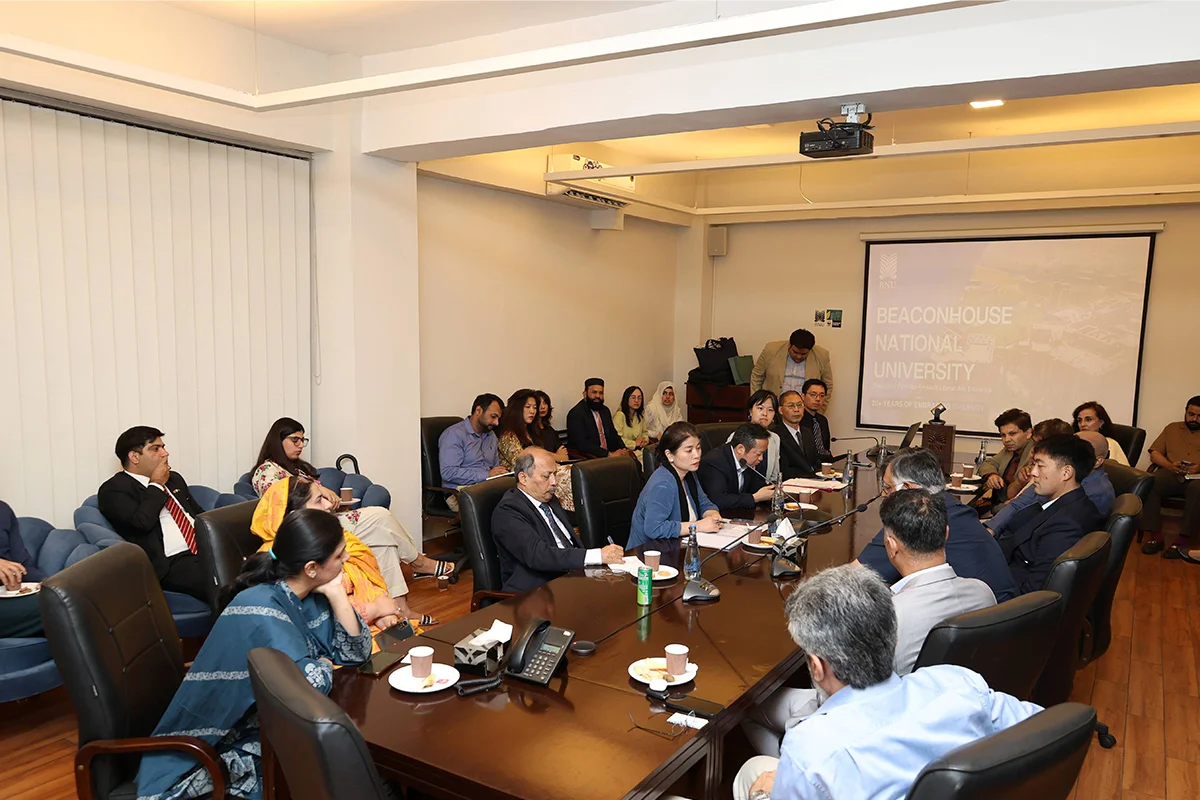 UCP International Office x Fudan University Roundtable Discussion (5)