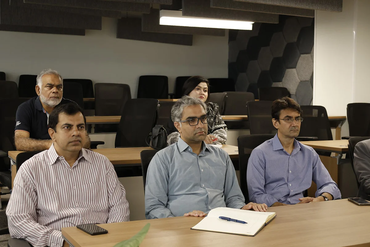 's Delegation Visit to the Environmental Protection Agency Green Building Headquarters (1)