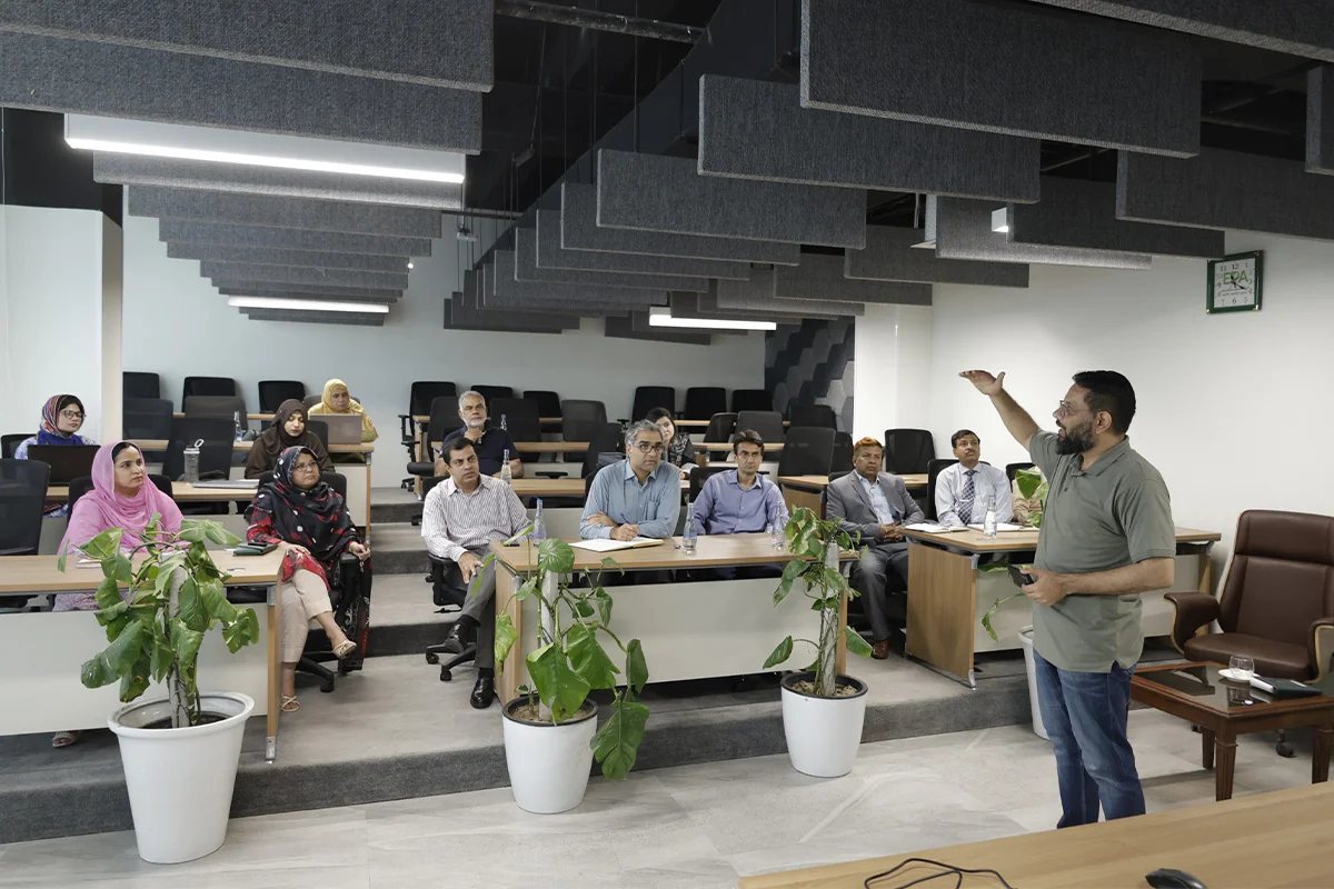 's Delegation Visit to the Environmental Protection Agency Green Building Headquarters (8)