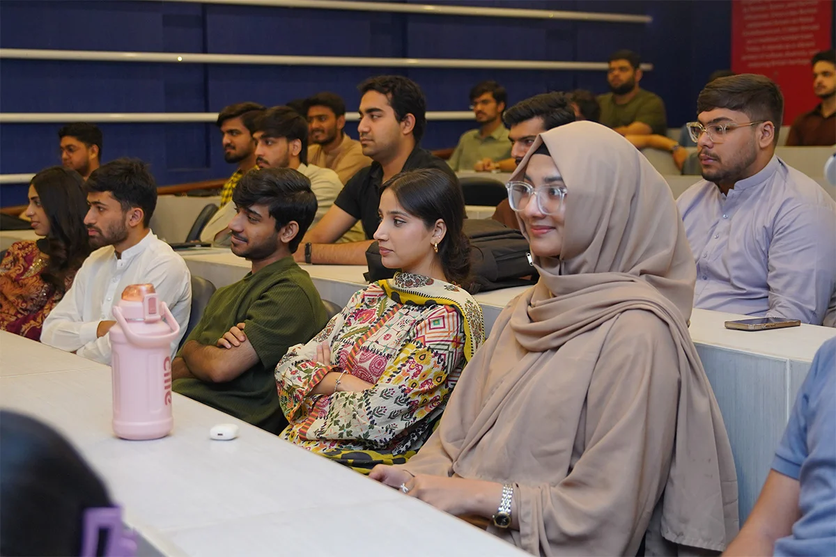 Data-Driven Decision Making for Entrepreneurs (1)