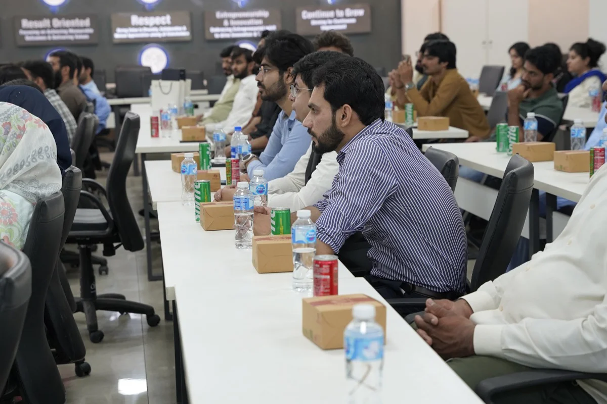 ' Industry Visit to Haier Pakistan (9)