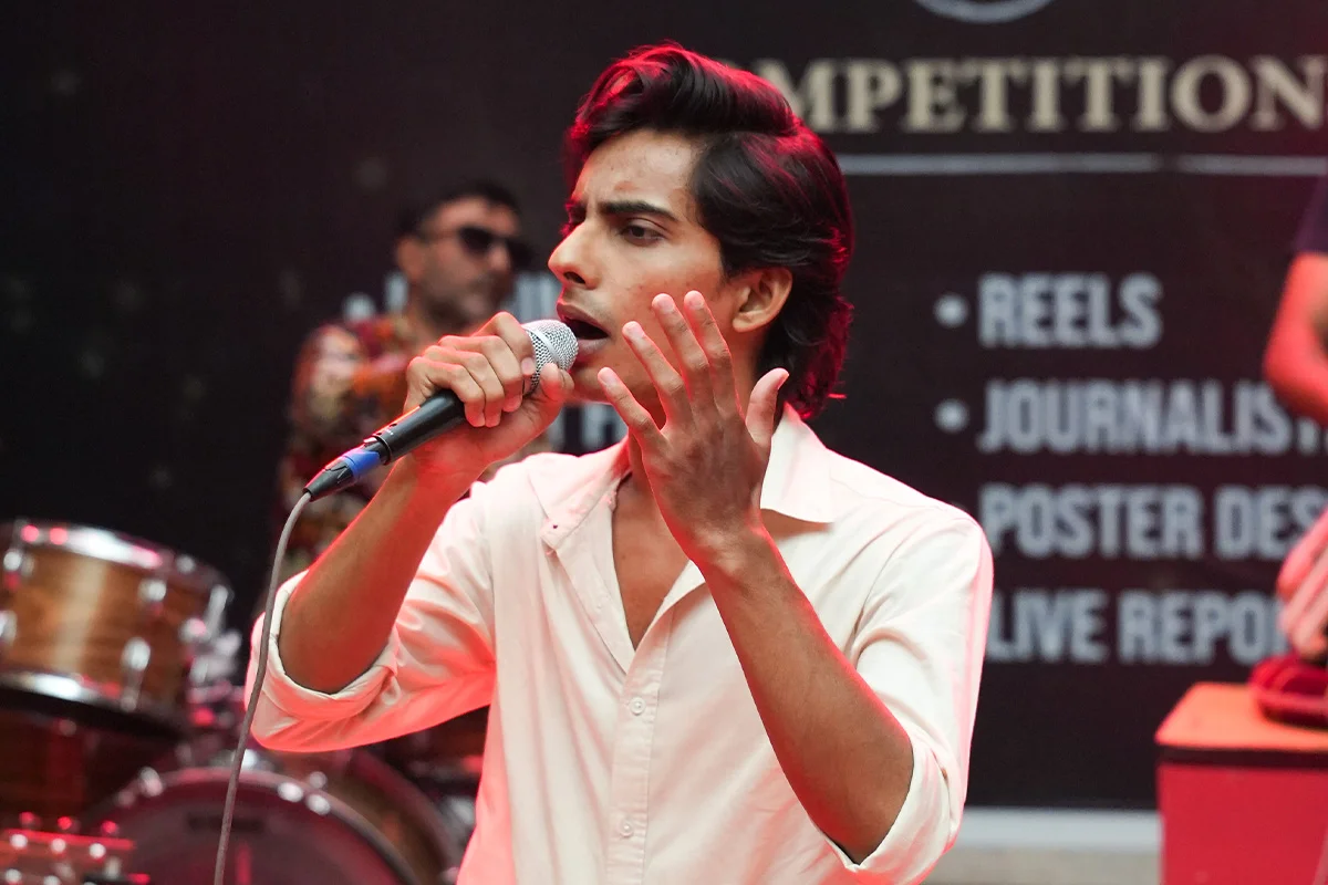 Music Hour (4)