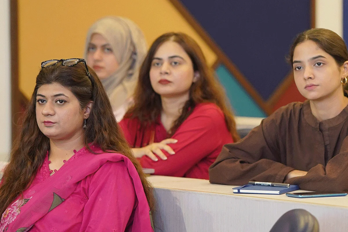 Funding Your Future Study Abroad & Scholarship Opportunities (5)