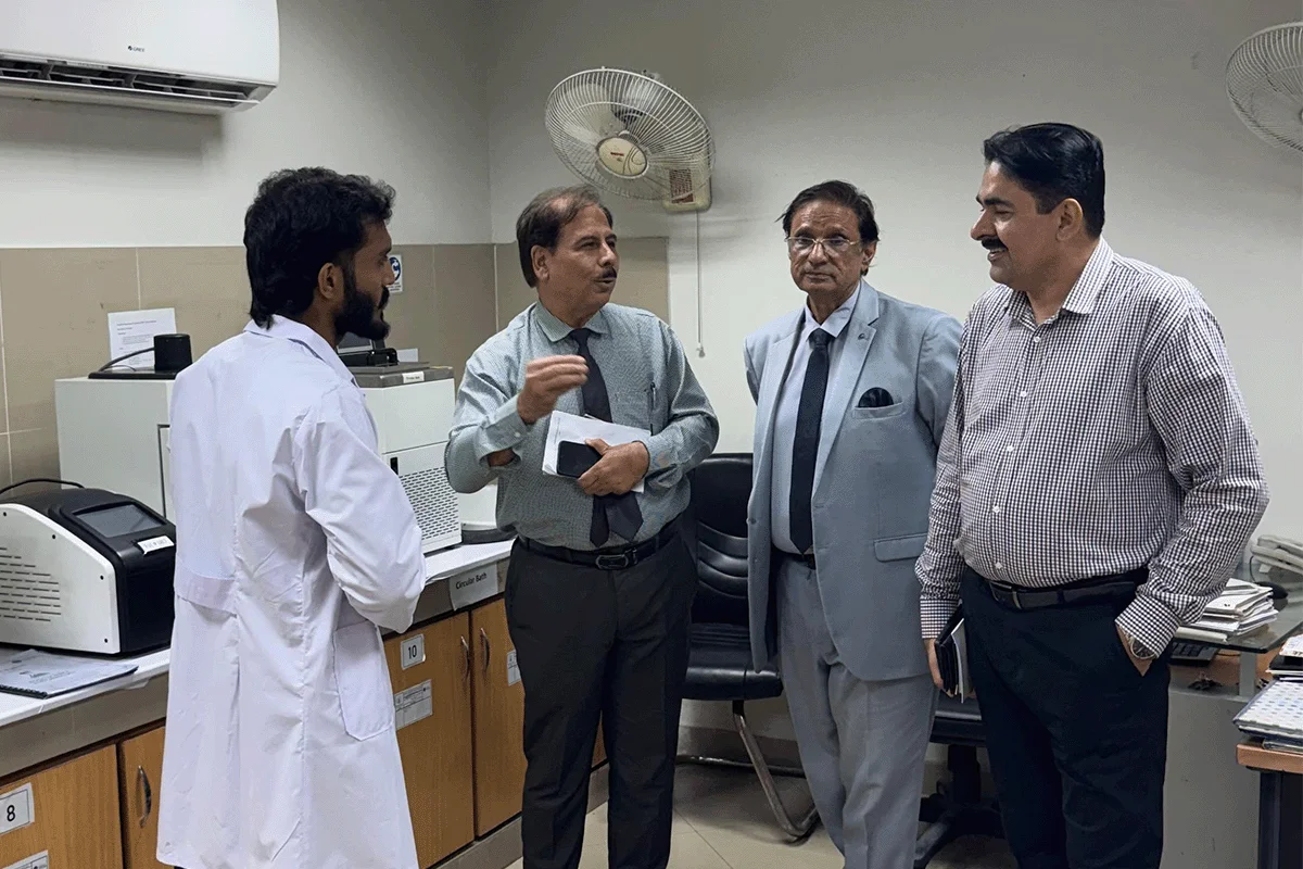 Punjab Higher Education Commission (PHEC) Monitoring & Evaluation Team Visited UCP (11)