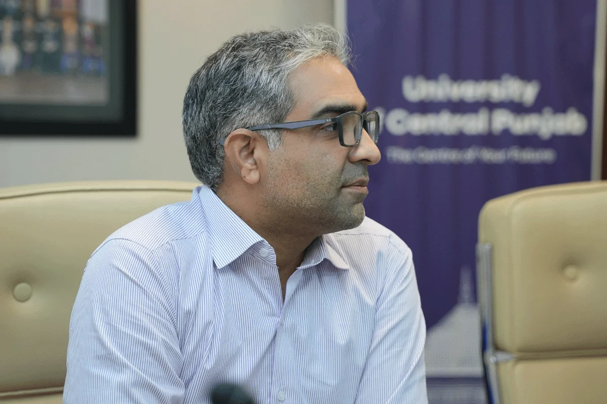 Punjab Higher Education Commission (PHEC) Monitoring & Evaluation Team Visited UCP (3)