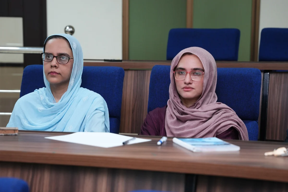 Developing Classroom Insights Through Experiential Role-Play (6)