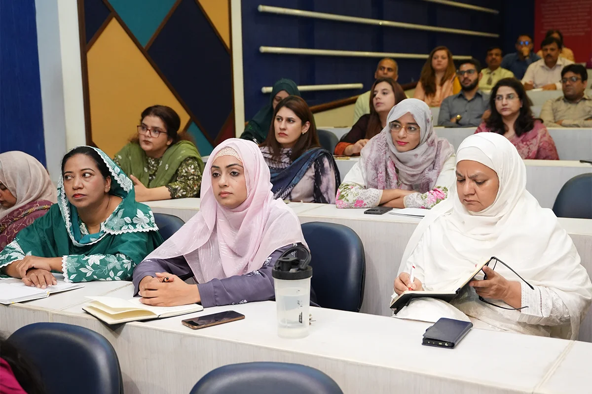 Revenue Generation through Industrial Projects & Consultancy (7)