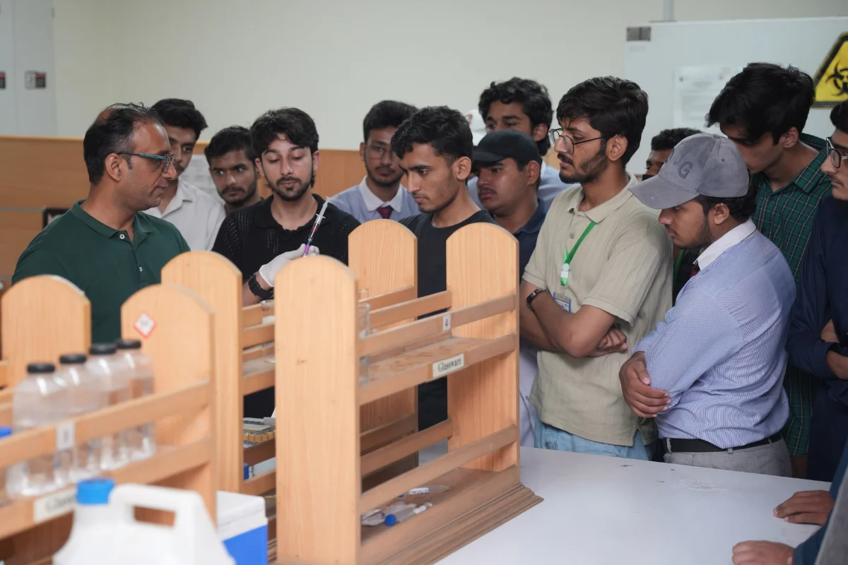 's Become a Scientist for a Day (5)