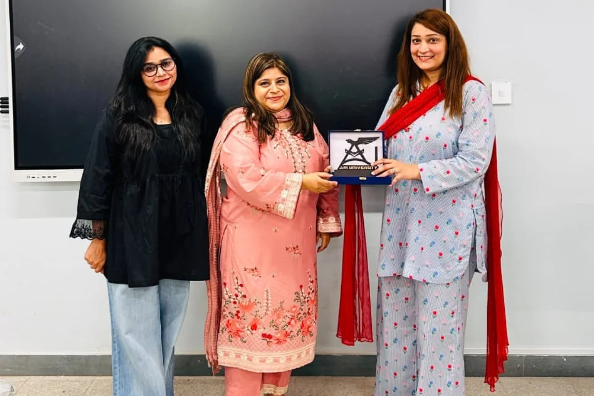 Ms. Arooj Nazir’s session on Dialectical Behavior Therapy (DBT) The Basics (2)