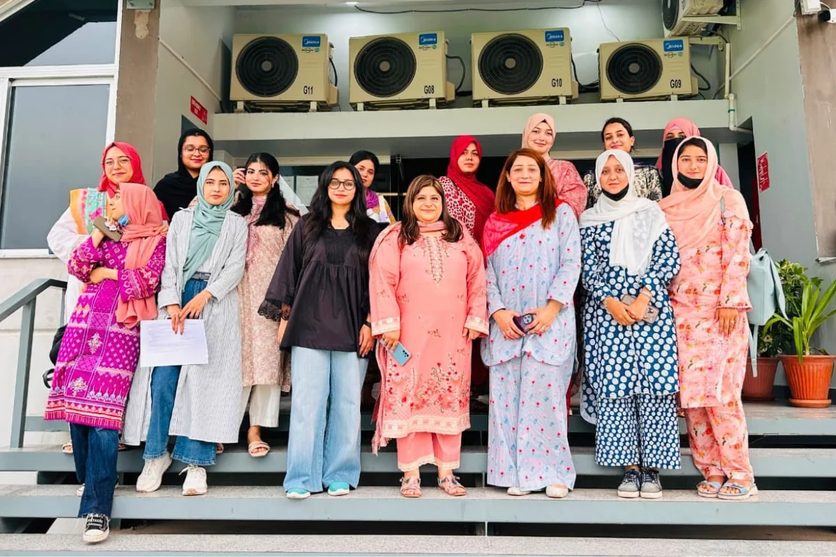 Ms. Arooj Nazir’s session on Dialectical Behavior Therapy (DBT) The Basics (3)