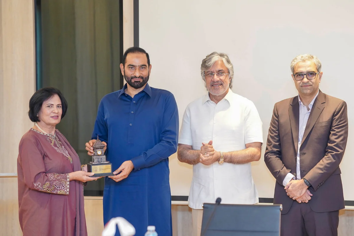 's Farewell Ceremony (14)