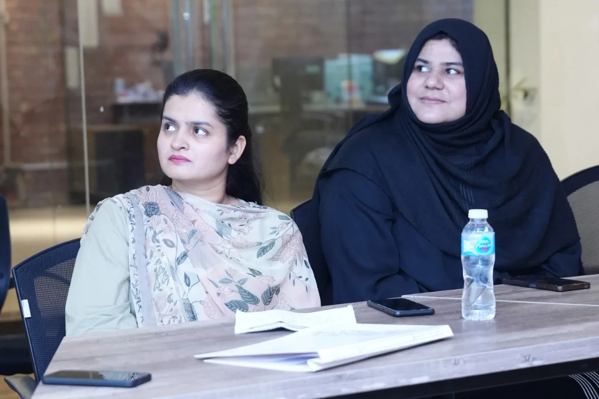 Supervising Projects and Dissertations (7)