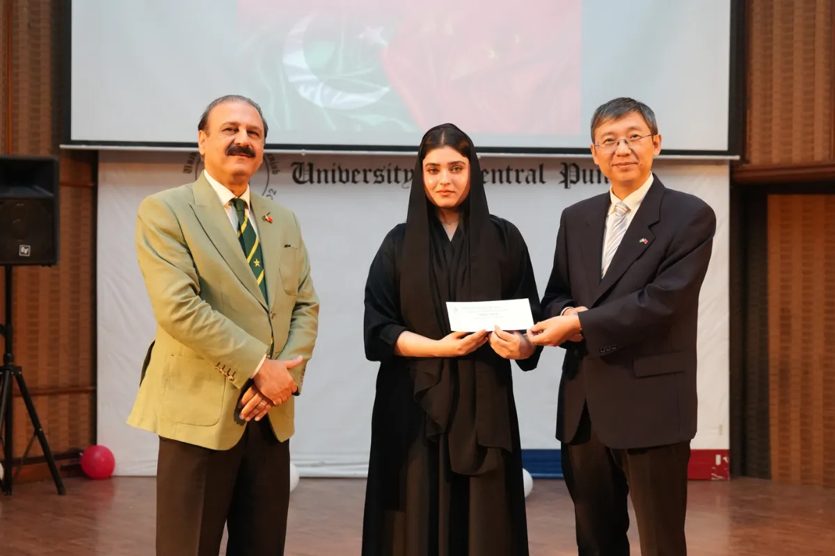 Consul General Scholarship Cheques Distribution Ceremony (12)