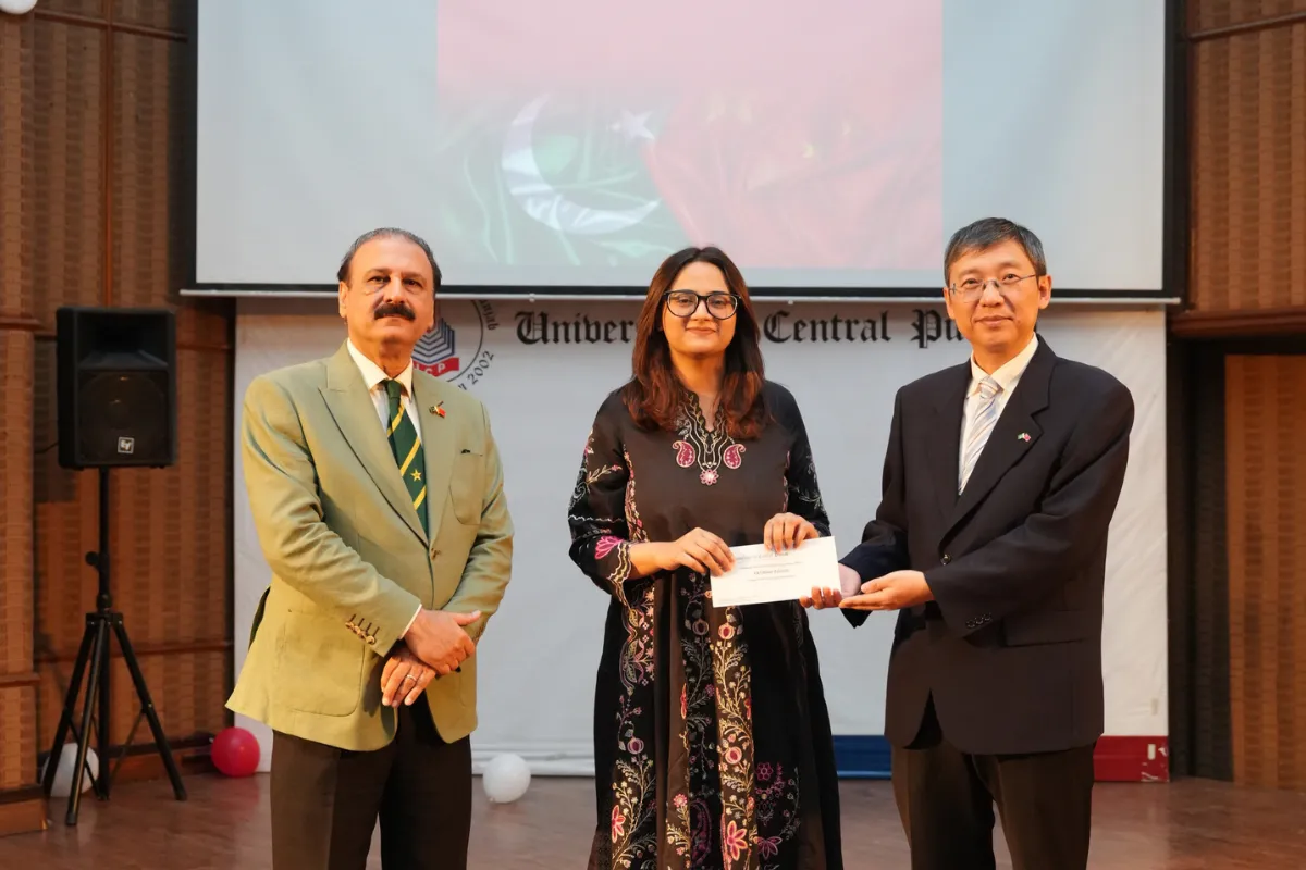 Consul General Scholarship Cheques Distribution Ceremony (16)
