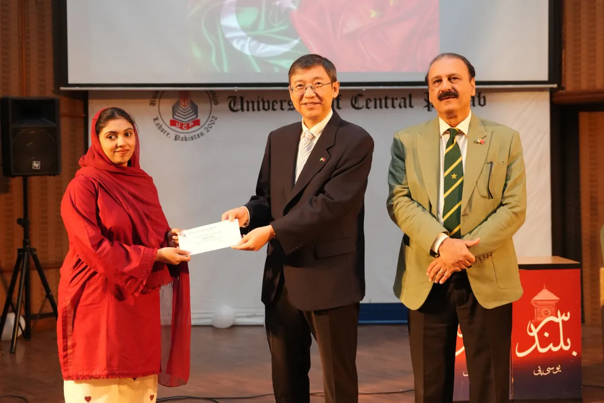 Consul General Scholarship Cheques Distribution Ceremony (20)