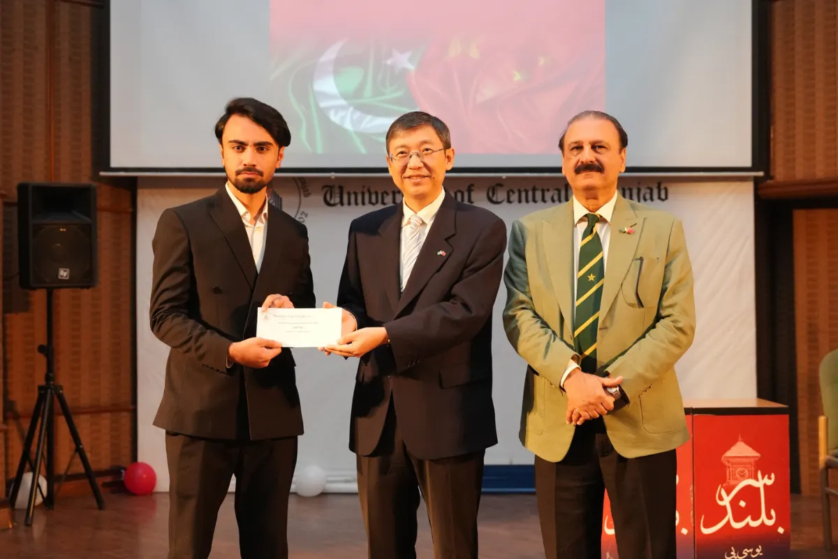 Consul General Scholarship Cheques Distribution Ceremony (22)