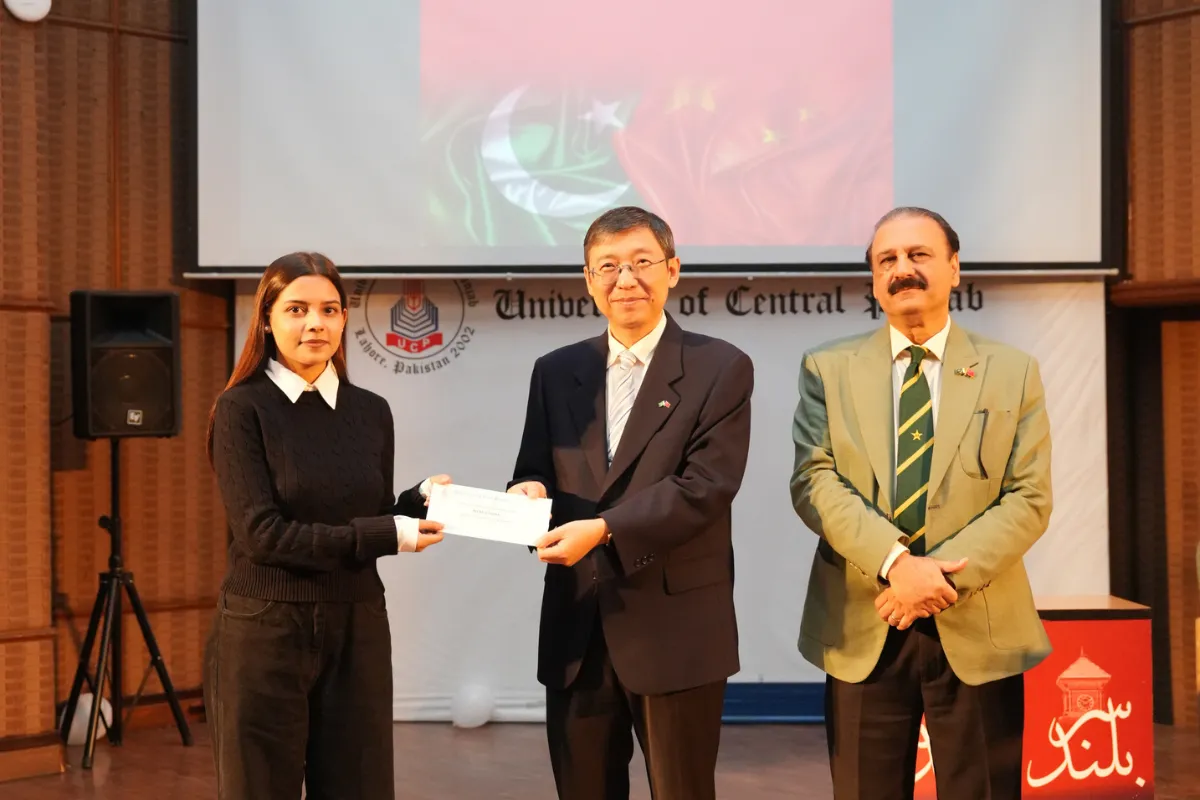 Consul General Scholarship Cheques Distribution Ceremony (35)