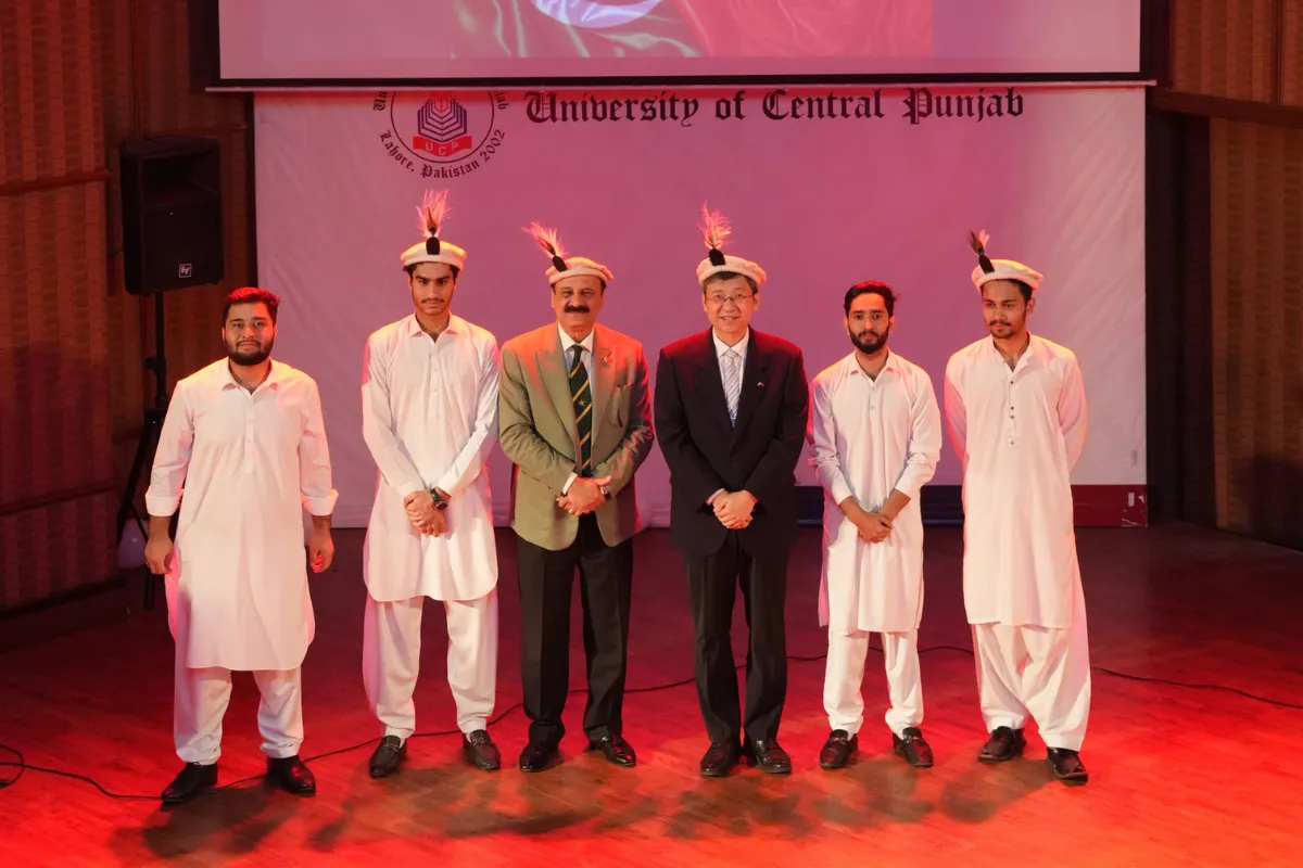 Consul General Scholarship Cheques Distribution Ceremony (46)