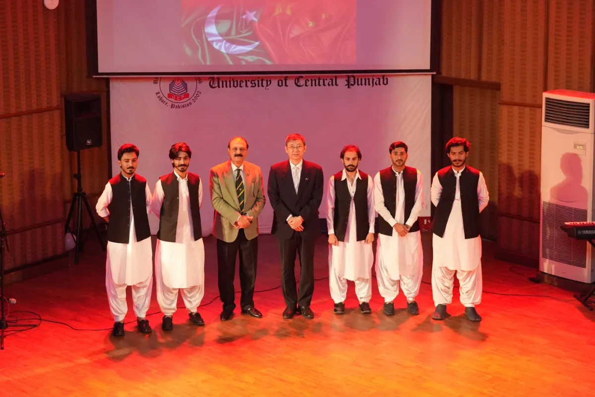 Consul General Scholarship Cheques Distribution Ceremony (47)