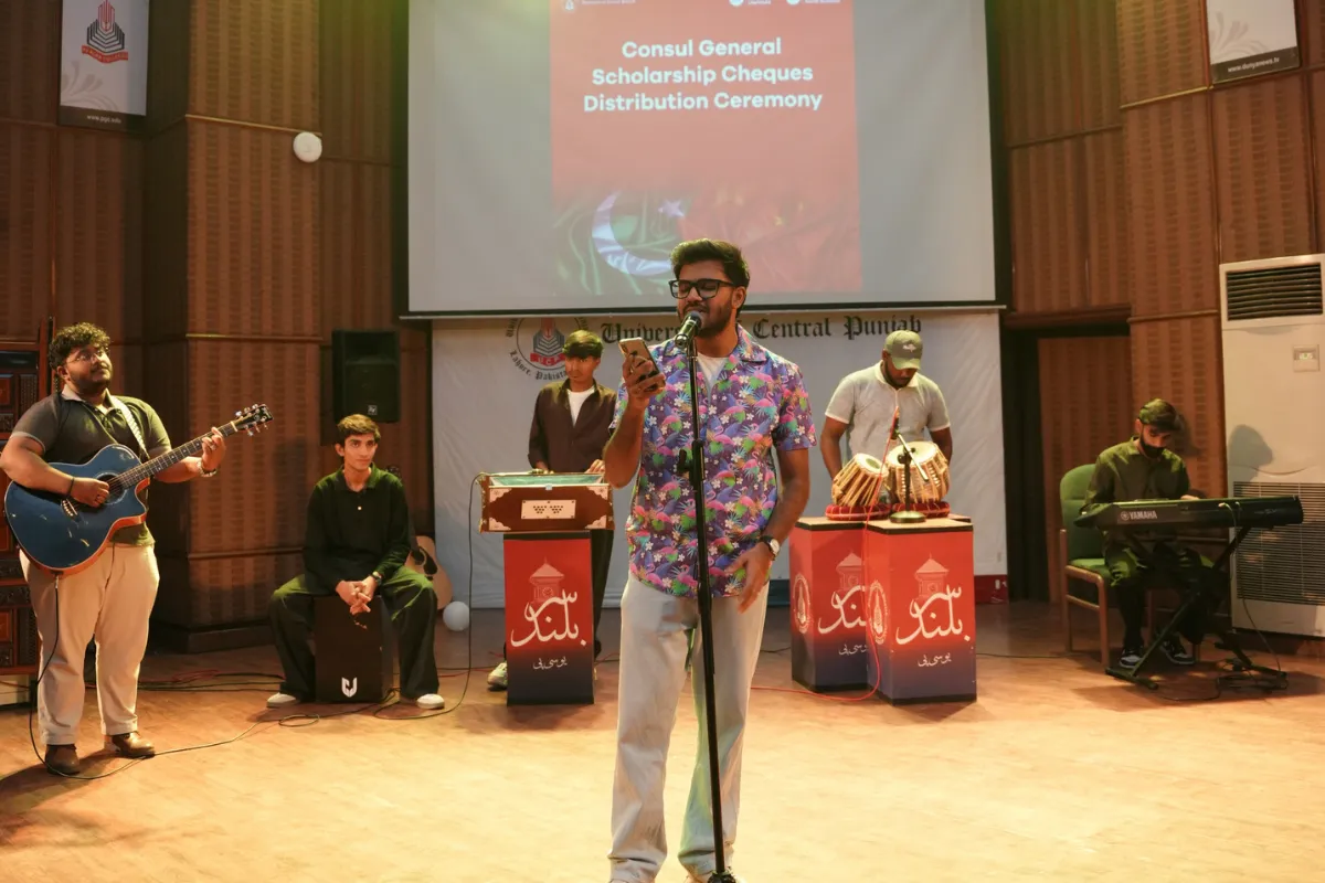 Consul General Scholarship Cheques Distribution Ceremony (48)