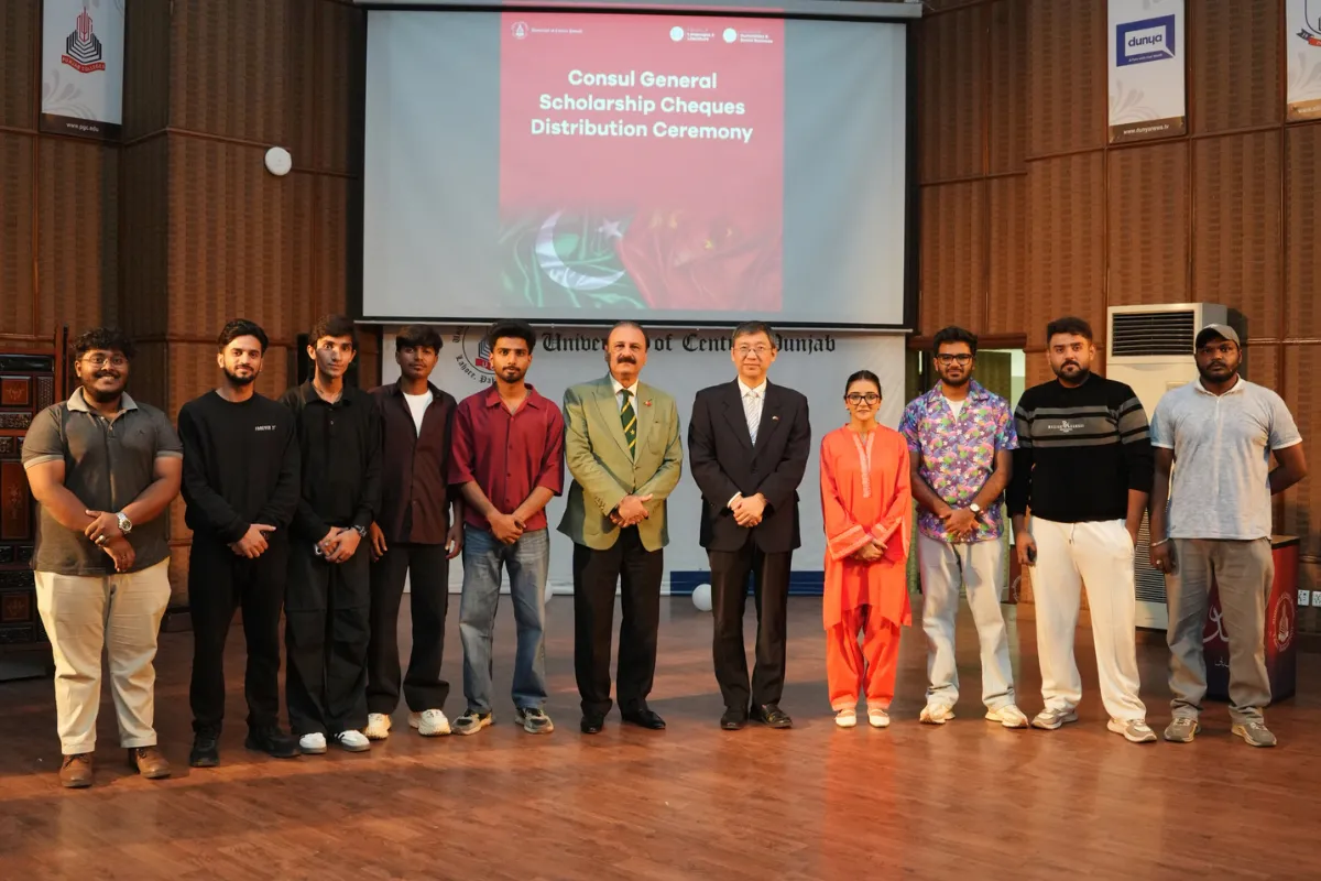Consul General Scholarship Cheques Distribution Ceremony (53)