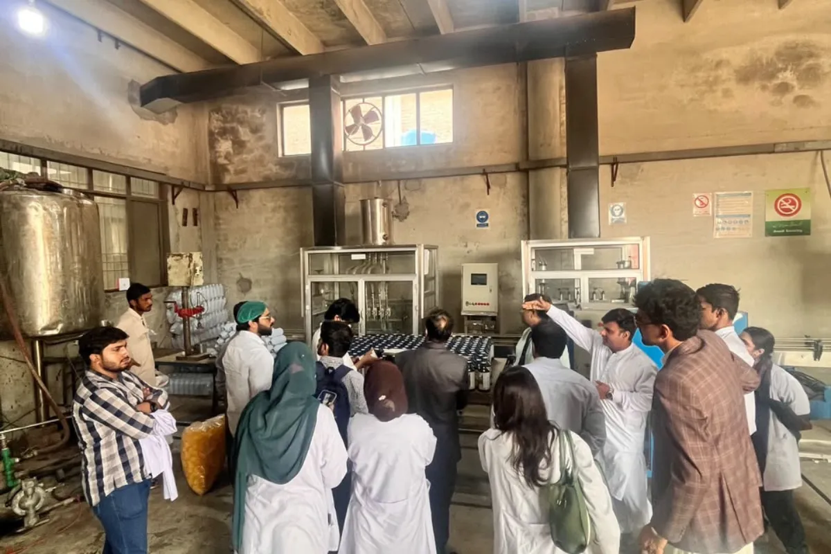 's Visit to MEDPHARMA Research Lab and AMZ Agro Division, Lahore (11)