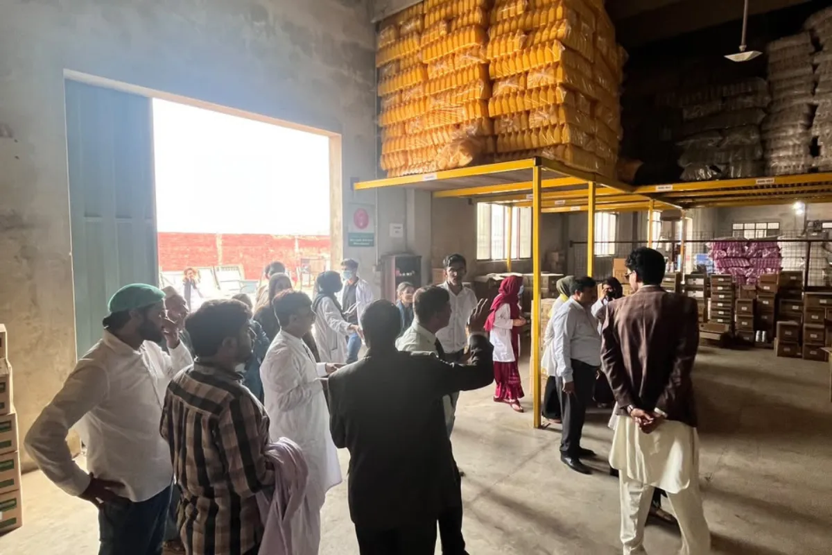 's Visit to MEDPHARMA Research Lab and AMZ Agro Division, Lahore (7)