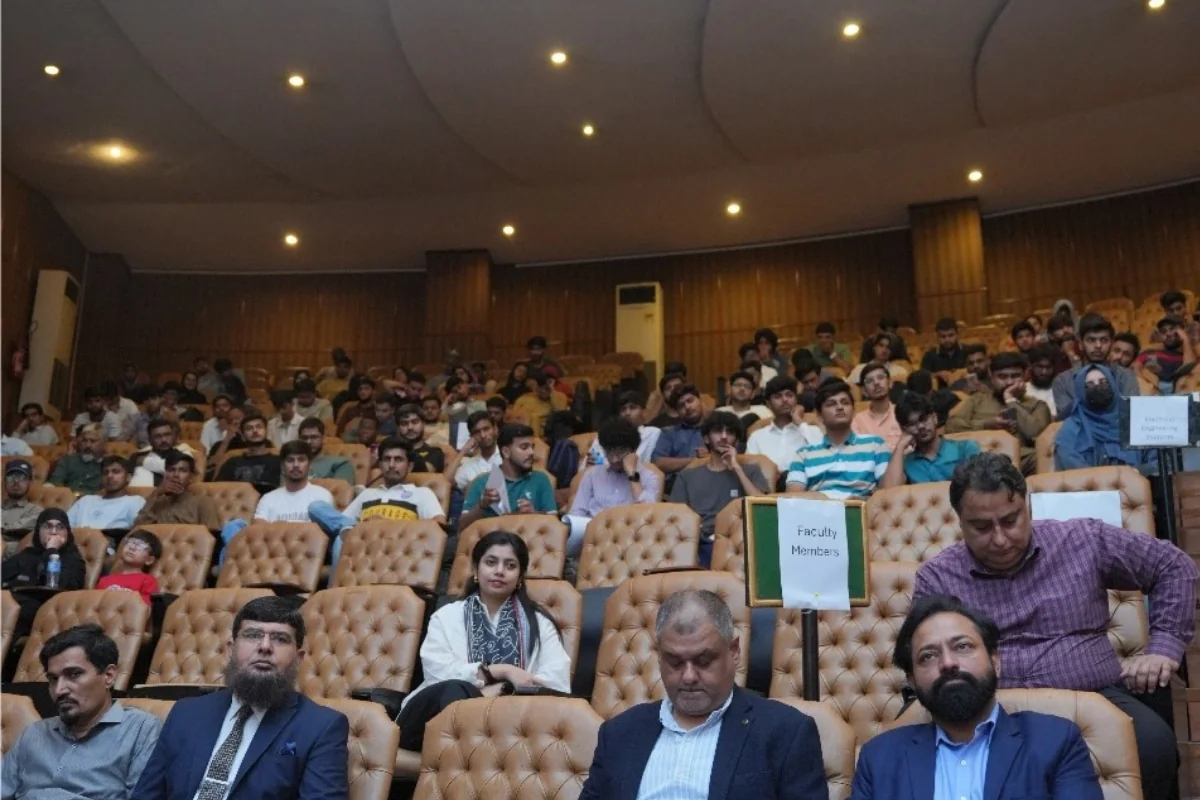 's Orientation and Industry Engagement Session (12)